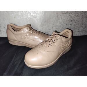 SAS Free Time Tan Walking Shoes Sz 5.5M